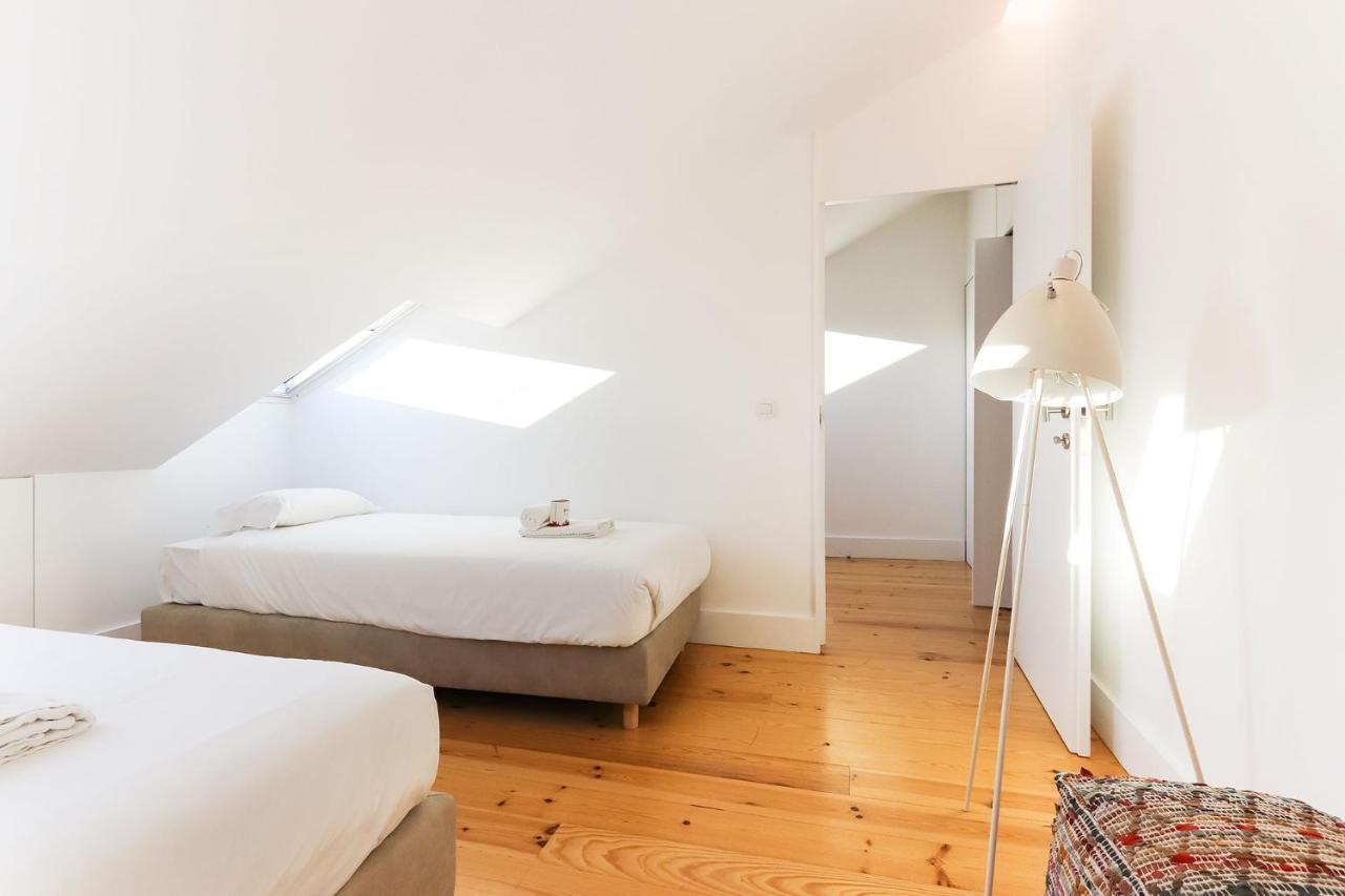 Appartement Marques De Pombal Duplex With Terrace By Homing à Lisboa Extérieur photo